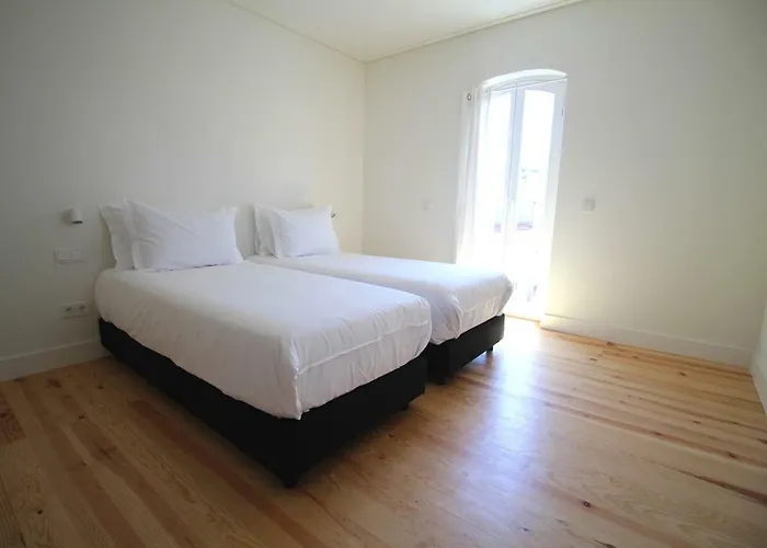 Casa René - Charming Apartamento Almada