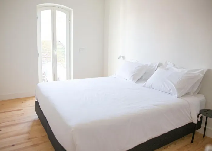 Casa René - Charming Apartamento Almada